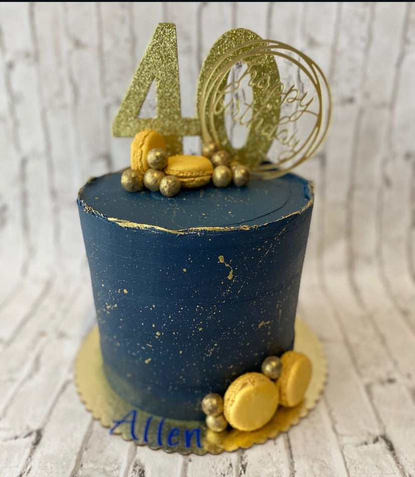 6" Round Custom Cake